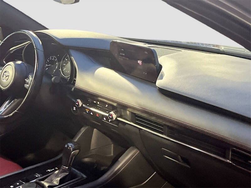 2023 Mazda Mazda3 Hatchback 2.5 S Carbon Edition