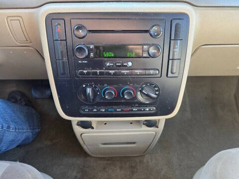 2005 Ford Freestar SES