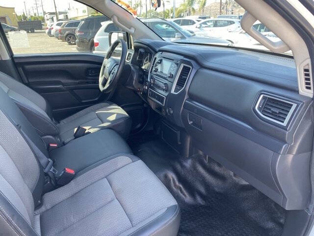 2017 Nissan Titan XD S