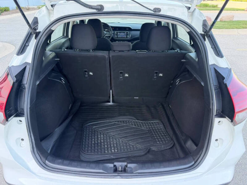 2022 Nissan Kicks S
