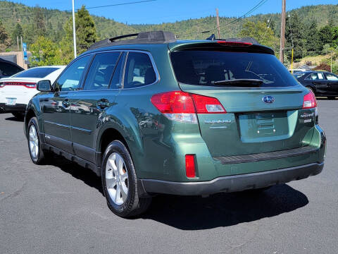 2013 Subaru Outback 2.5i Limited
