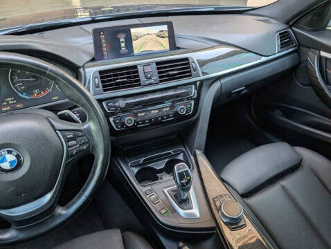 2018 BMW 3 Series 330i