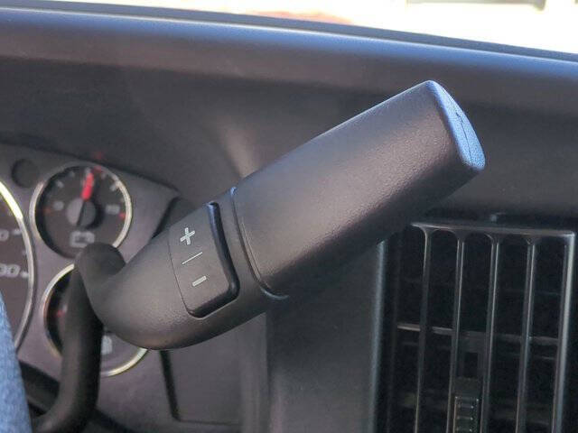 2025 Chevrolet Express 2500