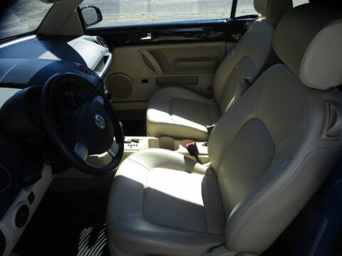 2008 Volkswagen New Beetle Convertible SE