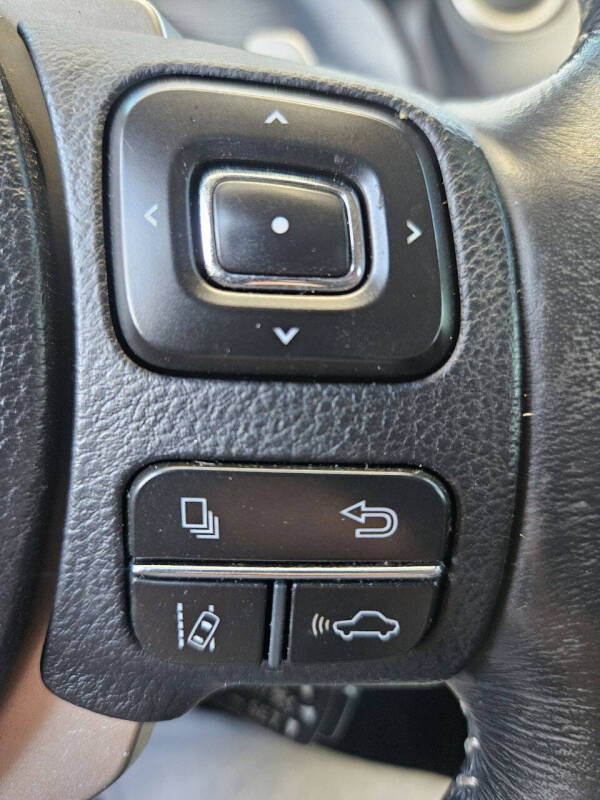 2017 Lexus IS 200t