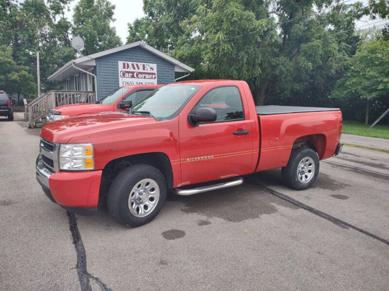 2011 Chevrolet Silverado 1500 for sale at Dave's Car Corner in Hartford City IN