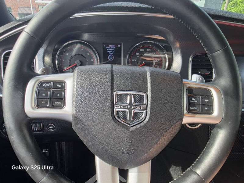 2014 Dodge Charger SXT Plus