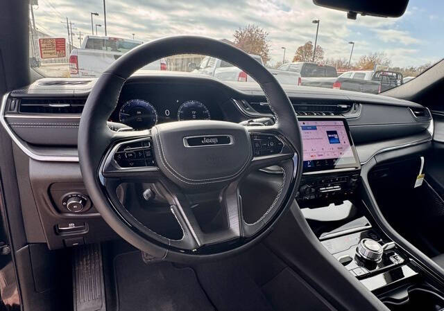 2025 Jeep Grand Cherokee Overland