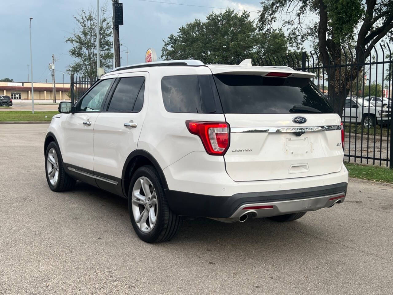 2017 Ford Explorer for sale at Auto Imports in Houston, TX