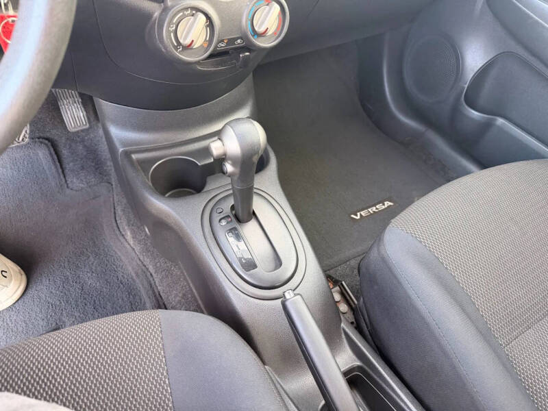 2013 Nissan Versa 1.6 S