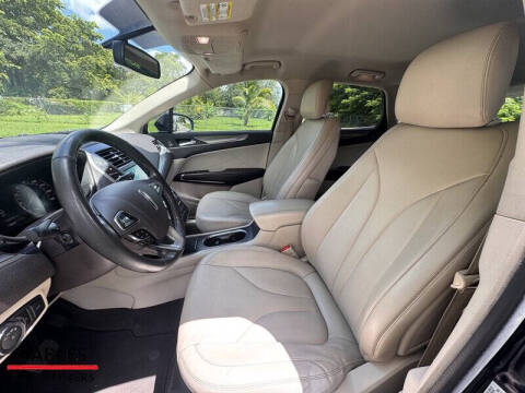 2017 Lincoln MKC Premiere