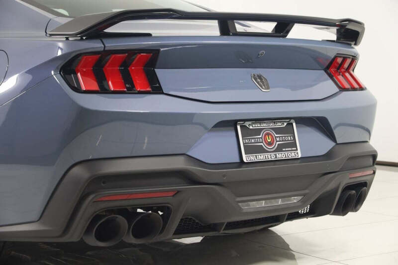 2024 Ford Mustang Dark Horse