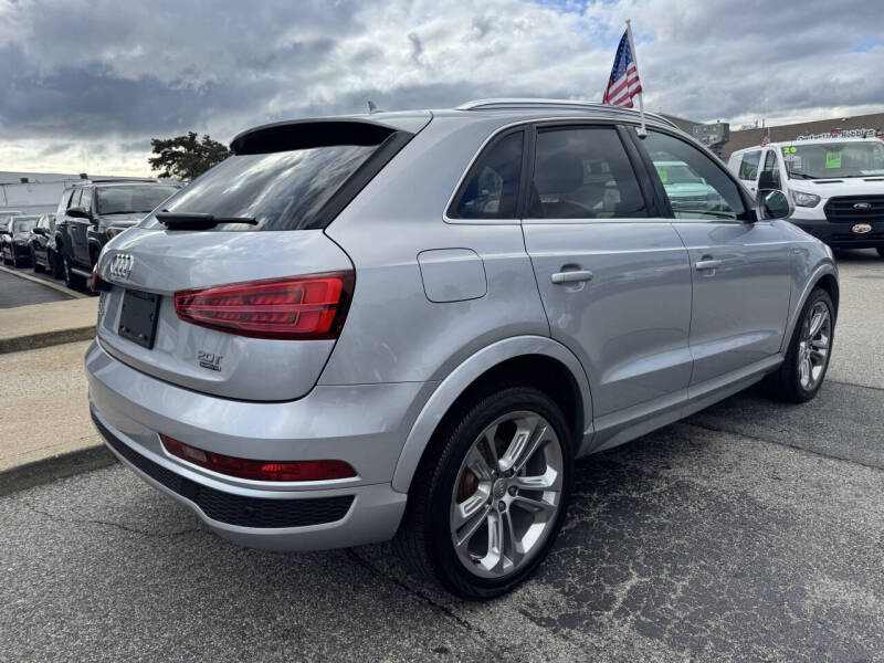 2016 Audi Q3 2.0T quattro Prestige