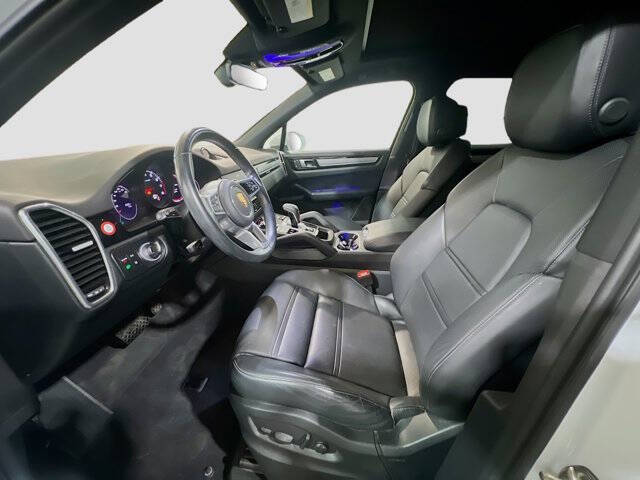 2022 Porsche Cayenne