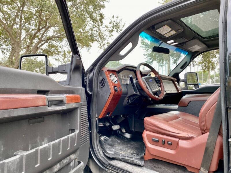 2014 Ford F-250 Super Duty  - $33,995