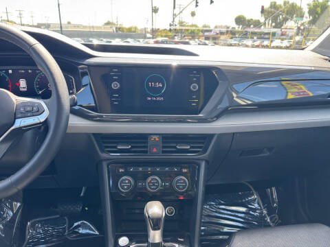 2023 Volkswagen Taos SEL 4Motion