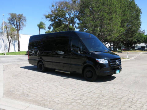 2019 Mercedes-Benz Sprinter Shuttle