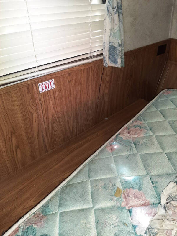 1995 Dutchmen 30 FT. BUNK HOUSE