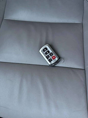 2018 Toyota Sienna XLE 8-Passenger