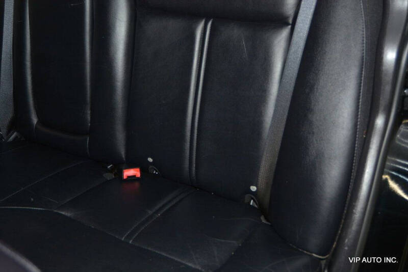 2005 Lincoln Town Car Signature Limited