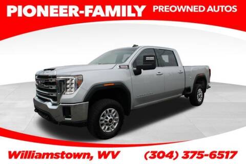 2021 GMC Sierra 2500HD for sale at Pioneer Family Preowned Autos of WILLIAMSTOWN in Williamstown WV