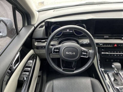 2022 Kia Carnival EX