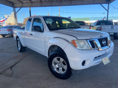 2012 Nissan Frontier for sale at EAGLE AUTO SALES in Corsicana TX
