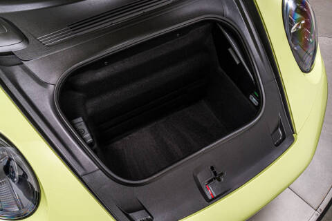 2025 Porsche 911 Carrera