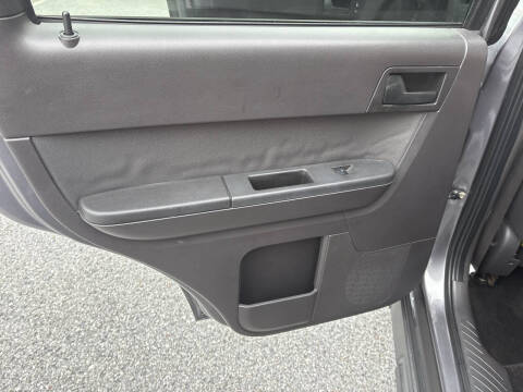 2010 Ford Escape XLT