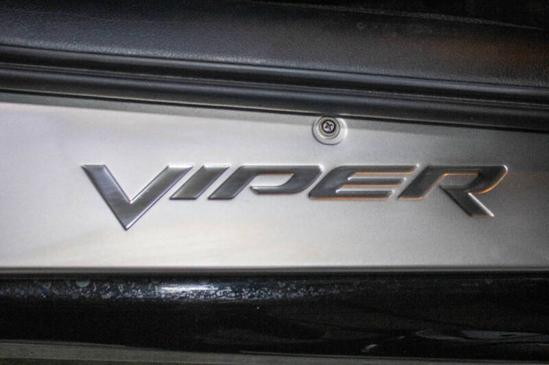 2003 Dodge Viper SRT-10