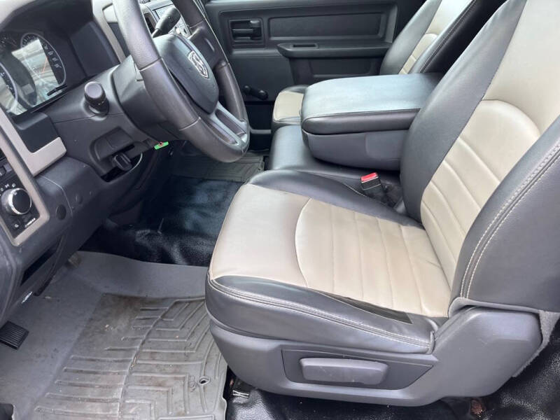 2011 RAM 1500 ST