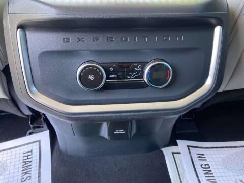 2025 Ford Expedition Active