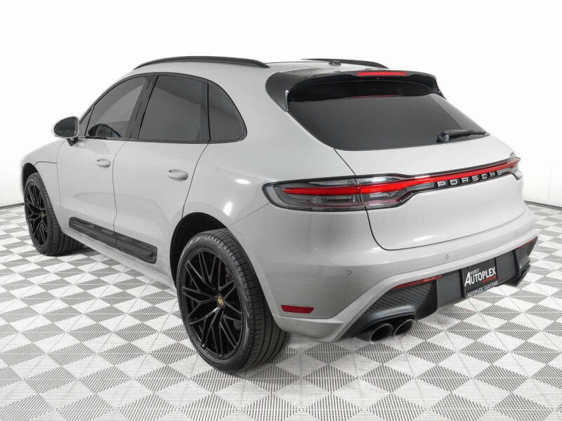 2024 Porsche Macan S