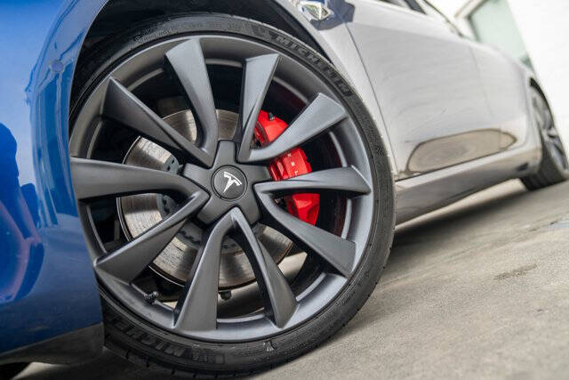 2020 Tesla Model 3 4