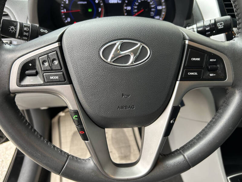 2016 Hyundai Accent Sport