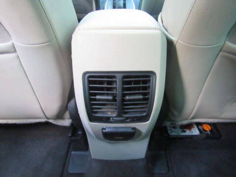 2017 Ford C-MAX Hybrid Titanium