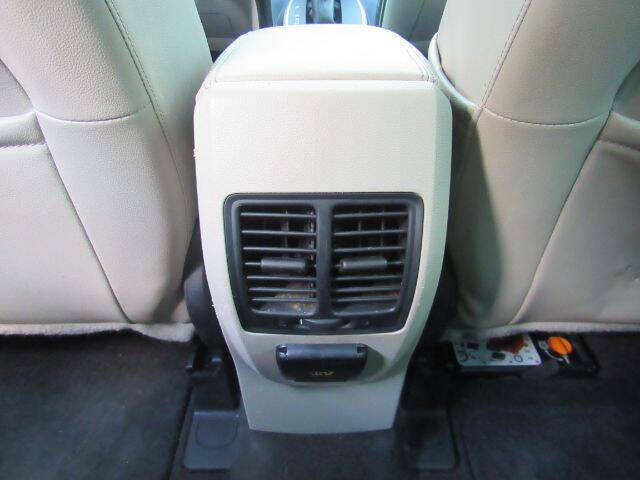 2017 Ford C-MAX Hybrid Titanium