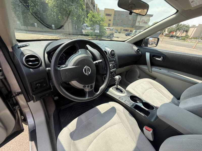 2012 Nissan Rogue S