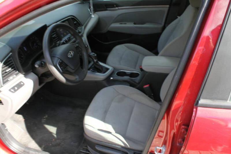 2018 Hyundai Elantra