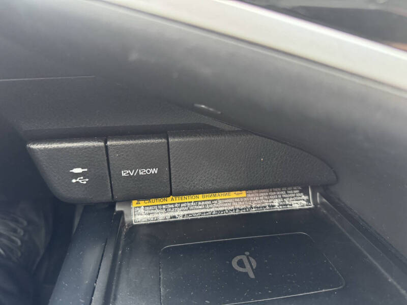 2019 Toyota Camry XLE