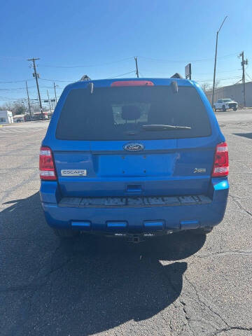 2011 Ford Escape XLT