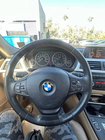 2012 BMW 3 Series 328i