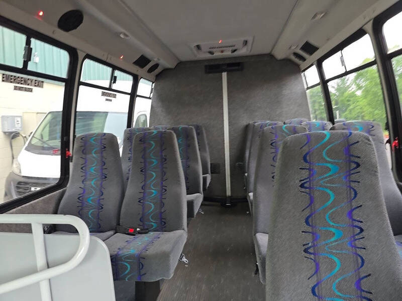 2012 Ford E-Series E-350 SD