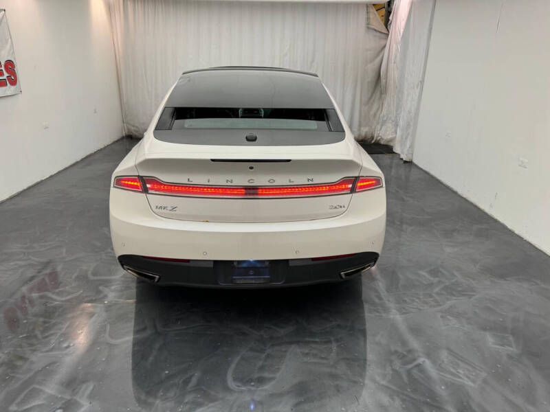 2015 Lincoln MKZ Hybrid