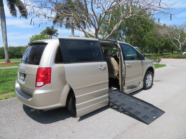 2013 Dodge Grand Caravan SE