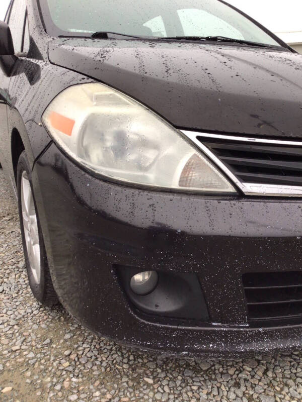 2011 Nissan Versa 1.8 SL