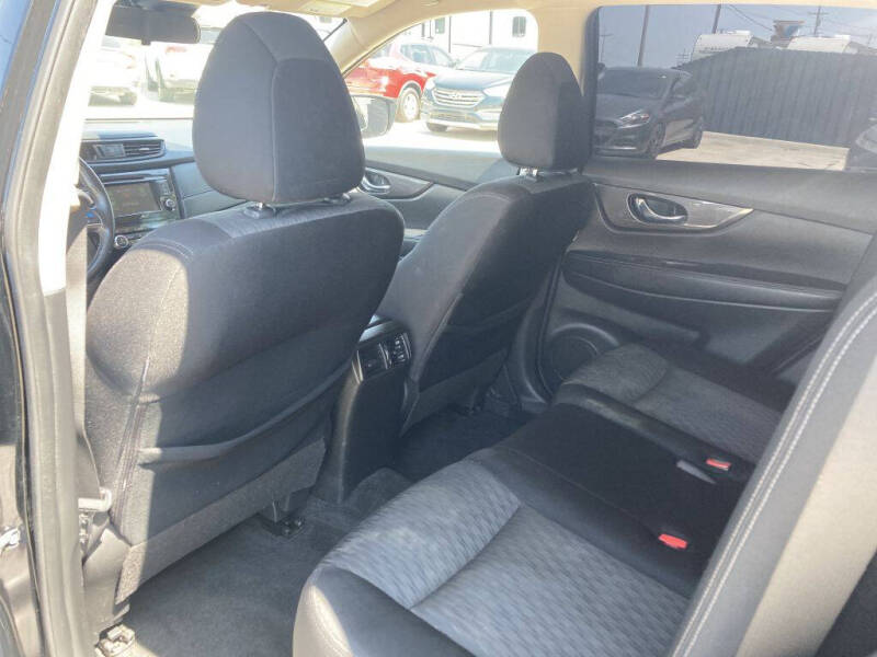 2019 Nissan Rogue SV