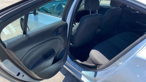 2017 Chevrolet Cruze LS Auto
