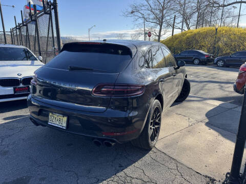 2018 Porsche Macan GTS