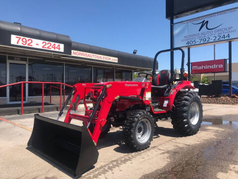 2021 Mahindra 1626 4WD Shuttle with Loader